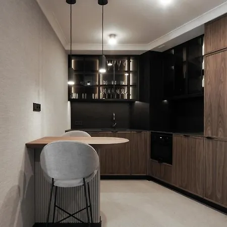 Awanport M * Γκντίνια