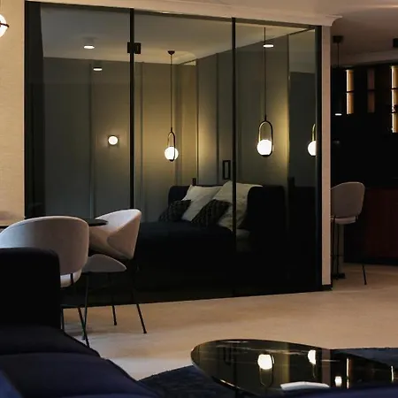 Awanport M * Γκντίνια